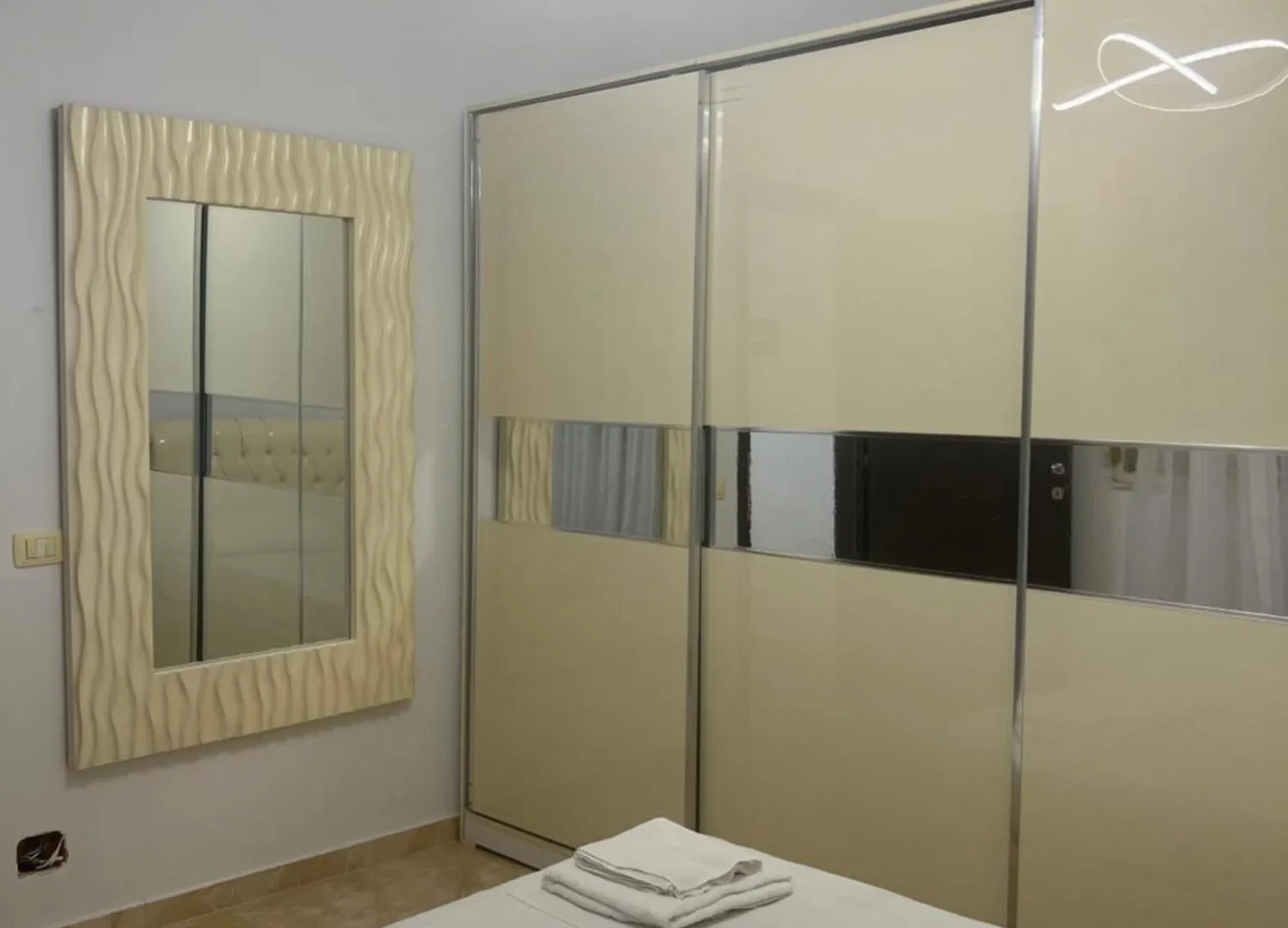 Apartments Megi Saranda
